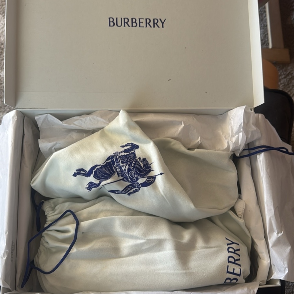 Burberry, Box checked sneakers, US 10/ EUR 40 - Picture 8 of 15